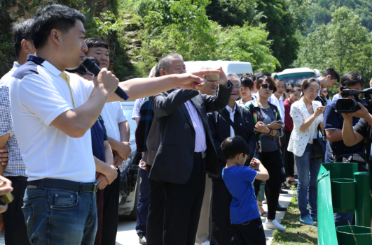 安康富硒茶引爆中國(guó)西部最牛茶專(zhuān)業(yè)展會(huì)(圖3)